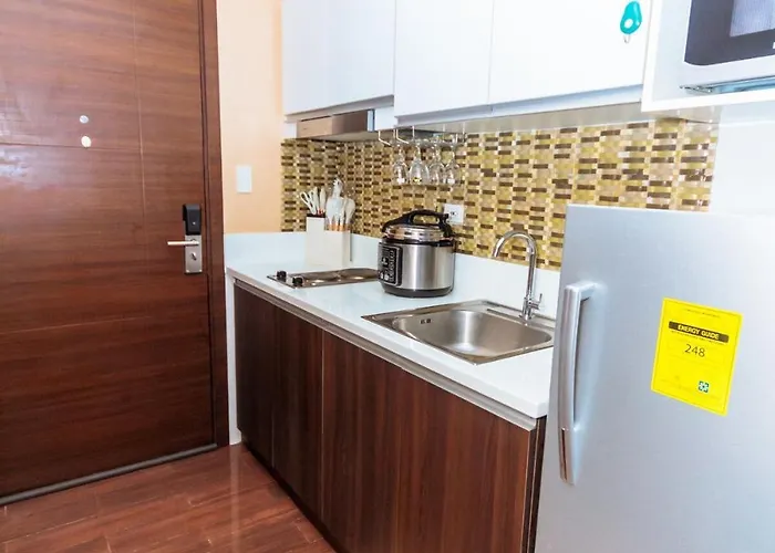 The Kings Luxury 1br Makati Ayala Gym Swim Parking Fast Internet 3058 Apartment Manila