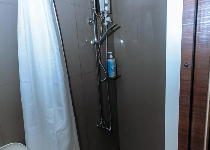 The Kings Luxury 1br Makati Ayala Gym Swim Parking Fast Internet 3058 * Manila